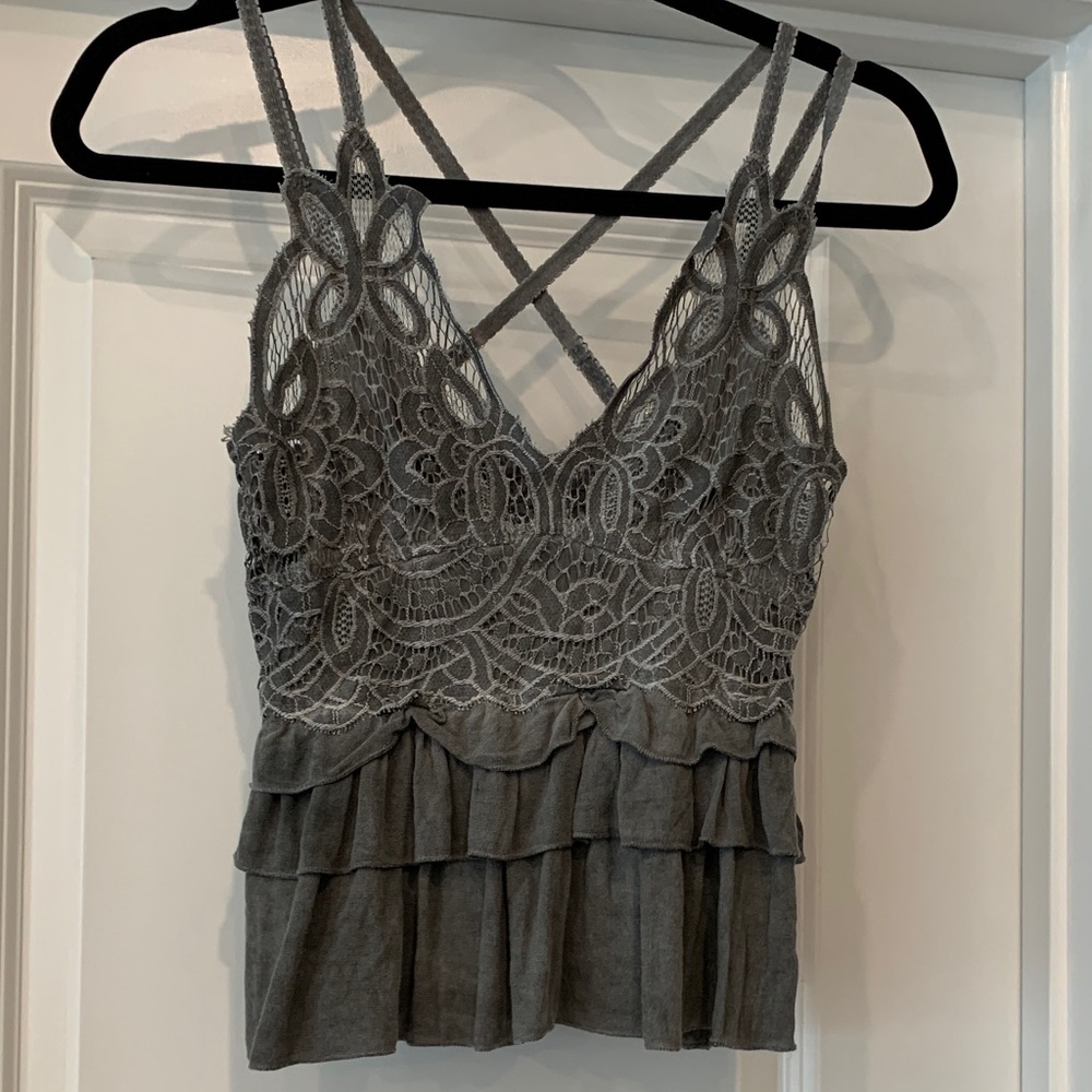 POL Gray Lace Tiered Camisole with Crisscross Straps small